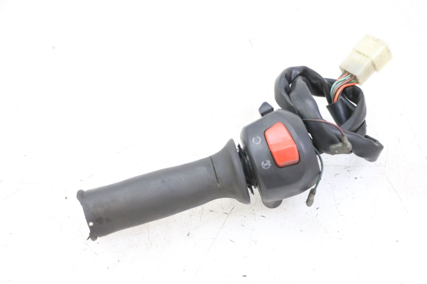 photo de CONMUTADOR DERECHA SUZUKI BURGMAN 125 (2015 - 2017) - Estado de la superficie y material