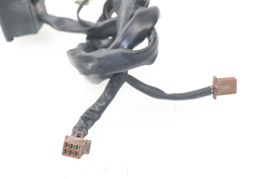 photo de INTERRUPTOR DERECHO YAMAHA TDM ABS 900 (2002 - 2014) - Otra perspectiva