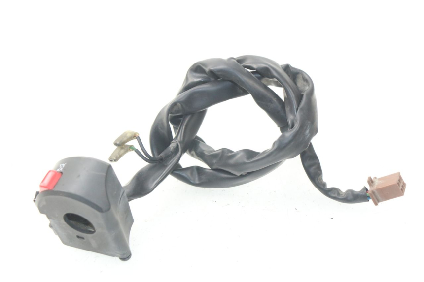 photo de INTERRUPTOR DERECHO YAMAHA TDM ABS 900 (2002 - 2014) - Primer plano técnico