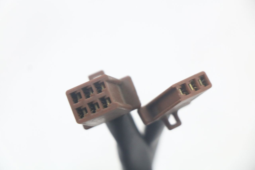 photo de INTERRUPTOR DERECHO YAMAHA TDM ABS 900 (2002 - 2014) - Estado de la superficie y material