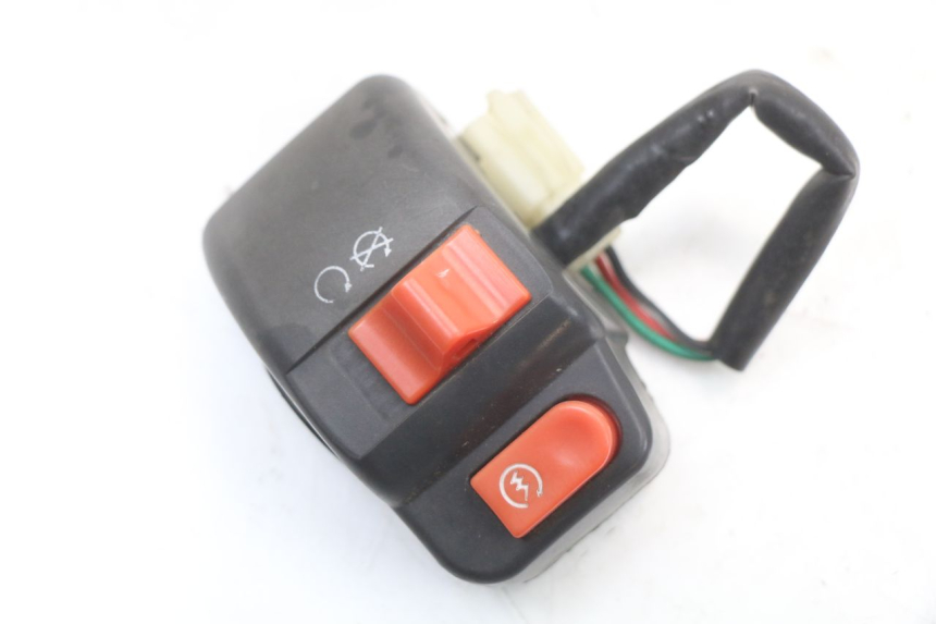 photo de CONMUTADOR DERECHA BAOTIAN TRAVEL SPIRIT 50 (2010 - 2012) - Vista principal