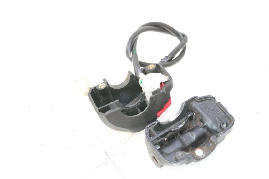 photo de CONMUTADOR DERECHA PEUGEOT TREKKER TKR 50 (2005 - 2014) - Otra perspectiva