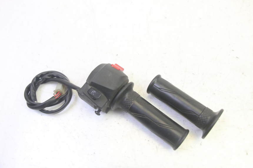 photo de CONMUTADOR DERECHA YAMAHA TZR 50 (2008 - 2016) - Vista principal