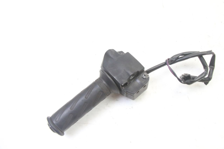 photo de INTERRUPTOR DERECHO PEUGEOT VIVACITY NEW 2T 50 (2008 - 2017) - Primer plano técnico