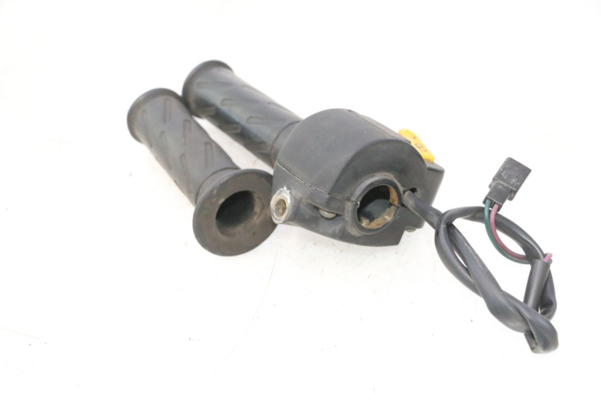 photo de INTERRUPTOR DERECHO PEUGEOT VIVACITY NEW 2T 50 (2008 - 2017) - Vista general del producto
