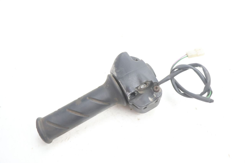 photo de CONMUTADOR DERECHA PEUGEOT VIVACITY 50 (1998 - 2003) - Primer plano técnico