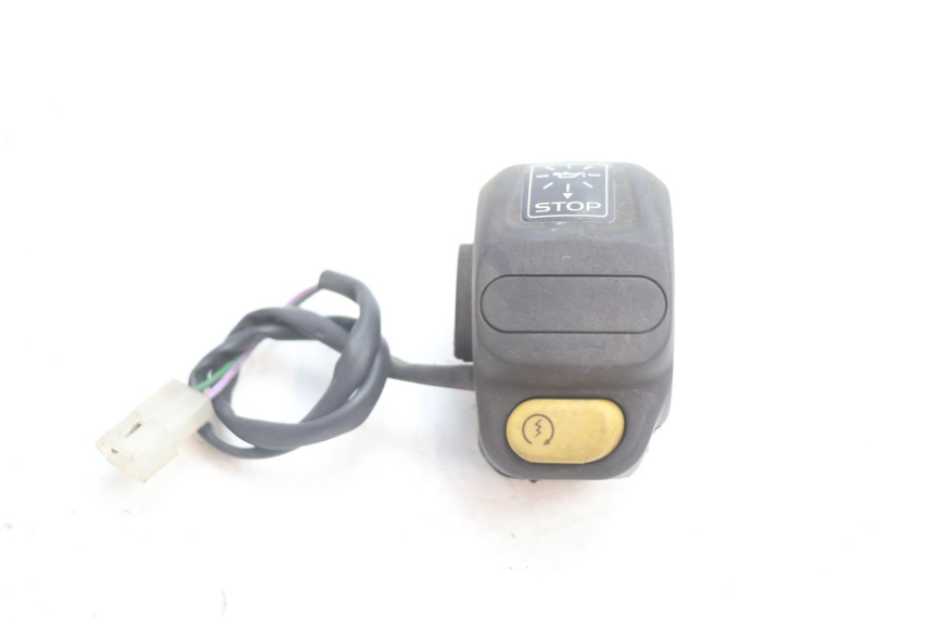 photo de INTERRUPTOR DERECHO PEUGEOT VIVACITY 50 (2004 - 2009) - Vista principal