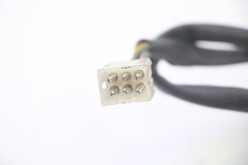 photo de CONMUTADOR DERECHA PEUGEOT VIVACITY 100 (1999 - 2008) - Detalles de los puntos de fijación