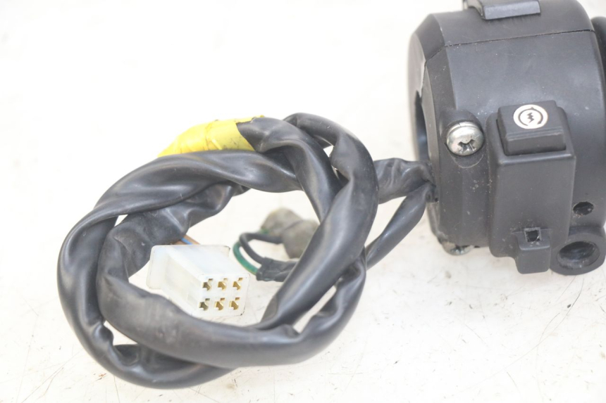 photo de INTERRUPTOR DERECHO DAELIM VJ ROADWIN FI 125 (2008 - 2017) - Vista general del producto