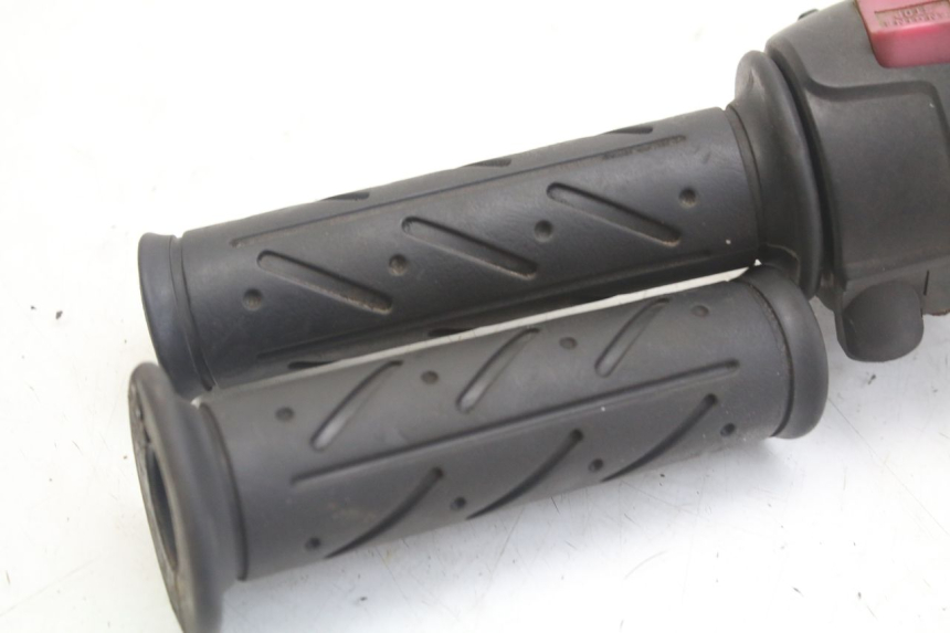 photo de CONMUTADOR DERECHA KYMCO X-CITING XCITING 400 (2014 - 2018) - Zoom estado de uso