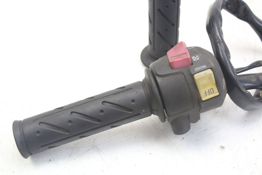 photo de CONMUTADOR DERECHA KYMCO X-CITING XCITING 400 (2014 - 2018) - Otra perspectiva