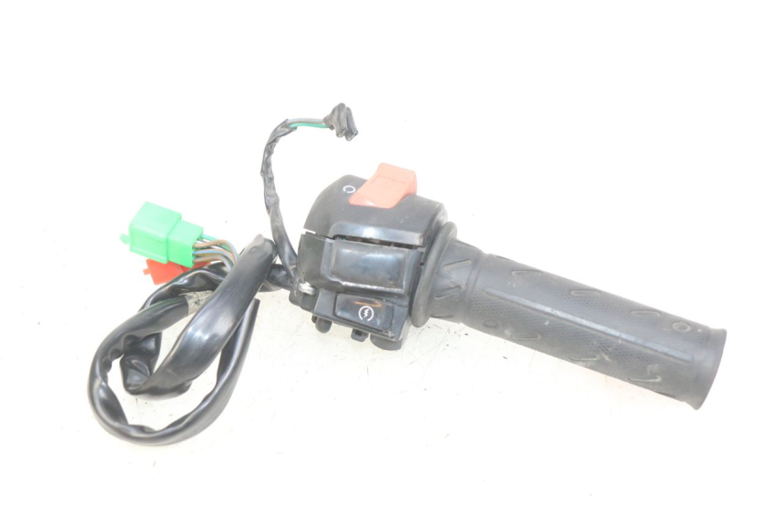 photo de INTERRUPTOR DERECHO KYMCO X-TOWN XTOWN 125 (2016 - 2021) - Vista principal