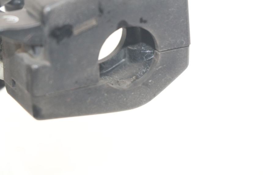 photo de INTERRUPTOR DERECHO SUZUKI XF FREEWIND 650 (1997 - 2003) - Detalle de la pieza