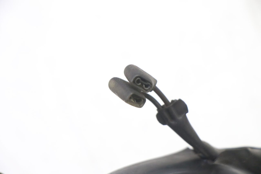 photo de CONMUTADOR DERECHA YAMAHA XJ6 ABS 600 (2008 - 2016) - Primer plano técnico