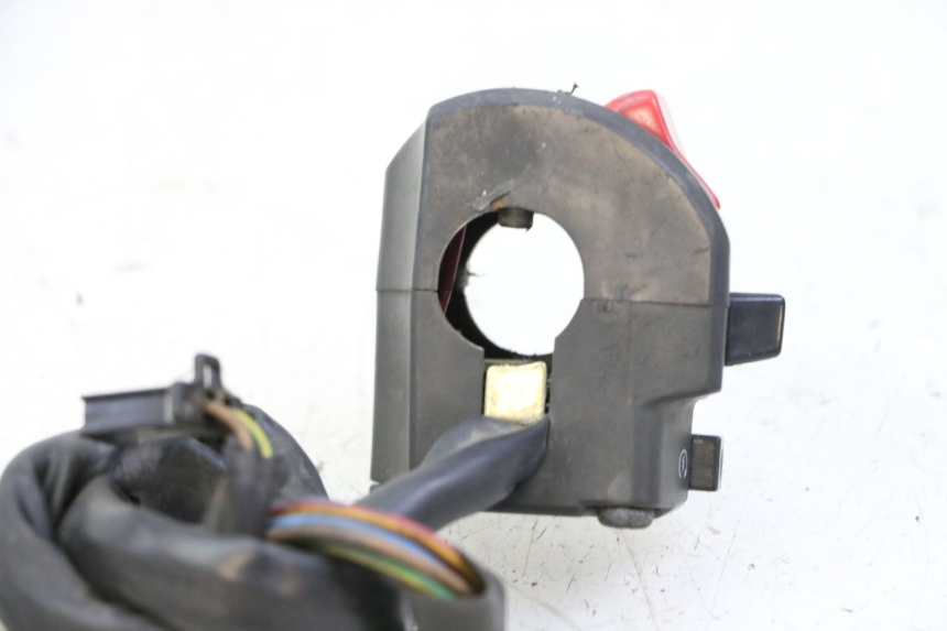 photo de CONMUTADOR DERECHA YAMAHA XJN DIVERSION 600 (2000 - 2003) - Detalle de la pieza