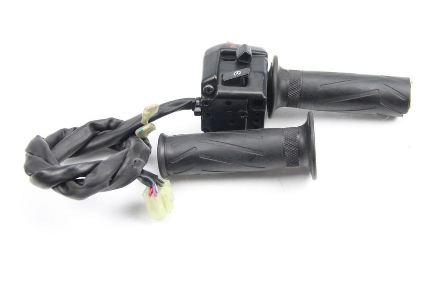 photo de CONMUTADOR DERECHA YAMAHA XP T-MAX TMAX 500 (2008 - 2012) - Zoom estado de uso