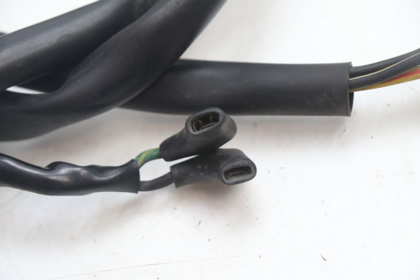 photo de CONMUTADOR DERECHA HONDA XRV AFRICA TWIN 750 (1990 - 1992) - Detalles de los puntos de fijación