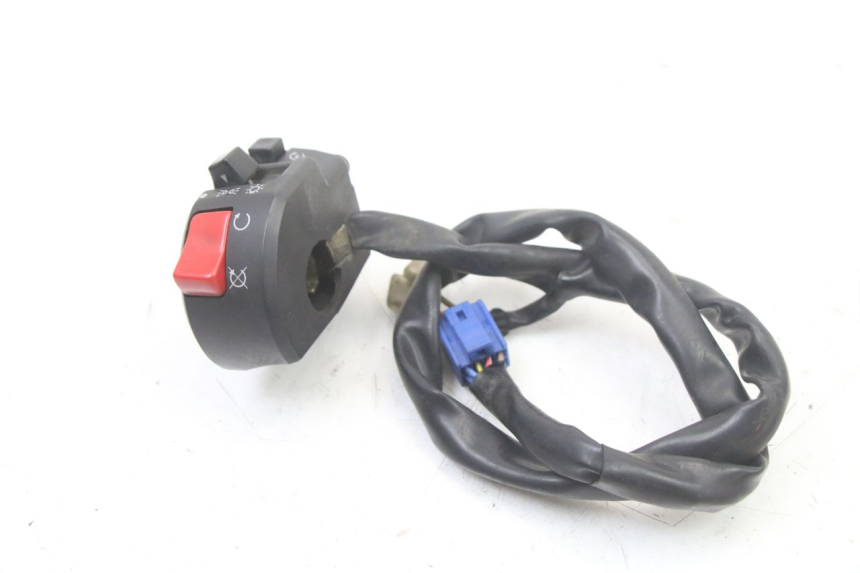 photo de INTERRUPTOR DERECHO YAMAHA FZS FAZER 600 (2001 - 2003) - Otra perspectiva