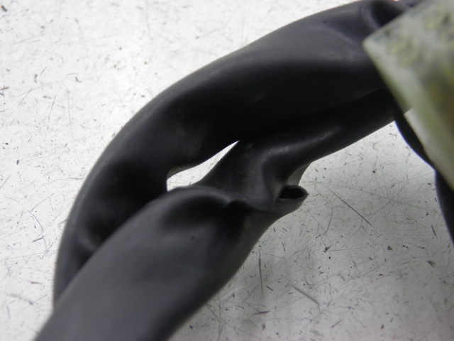 photo de CONMUTADOR DERECHA YAMAHA XJS DIVERSION 600 (2000 - 2003) - Otra perspectiva