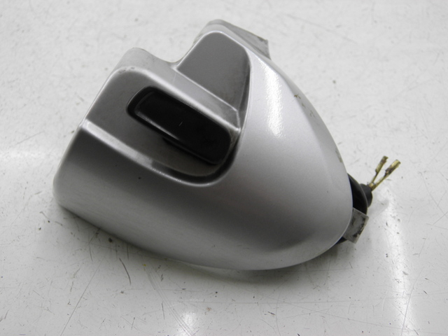 photo de CONMUTADOR DERECHA YAMAHA YN NEO'S 50 (1997 - 2004) - Otra perspectiva