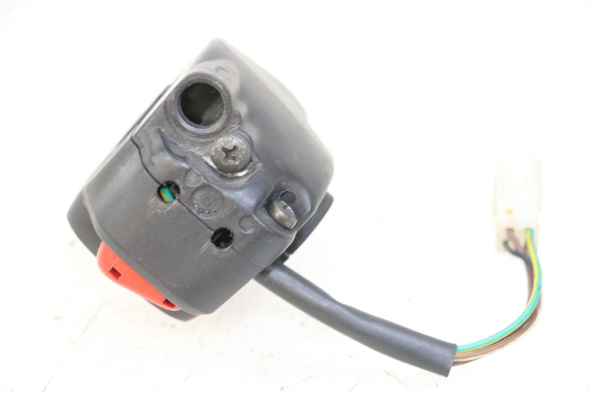 photo de INTERRUPTOR DERECHO YAMAHA YP MAJESTY 125 (2007 - 2010) - Detalle de la pieza
