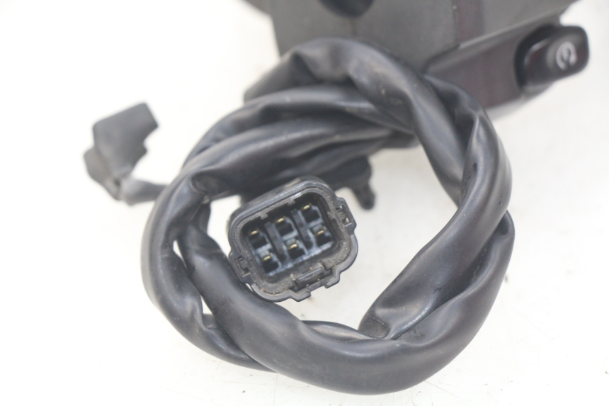 photo de INTERRUPTOR DERECHO KAWASAKI Z S 750 (2003 - 2006) - Zoom estado de uso