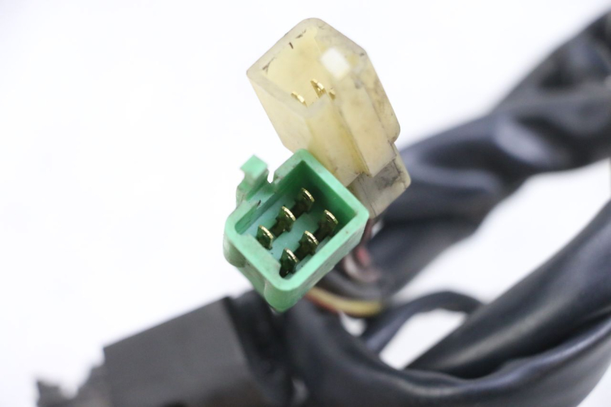 photo de CONMUTADOR DERECHA KAWASAKI ZR 7 750 (1999 - 2004) - Zoom estado de uso