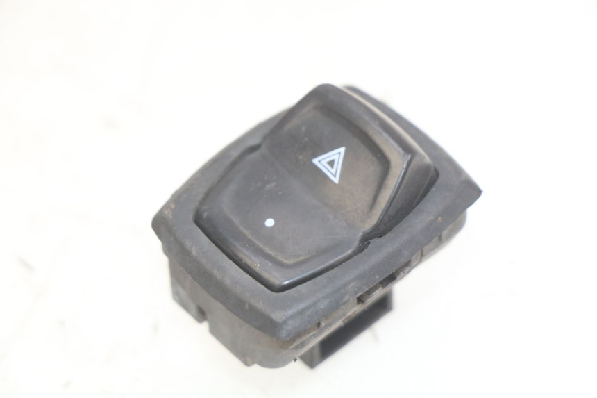 photo de CONMUTADOR DE LUCES DE EMERGENCIA PEUGEOT DJANGO 4T 50 (2014 - 2019) - Vista principal