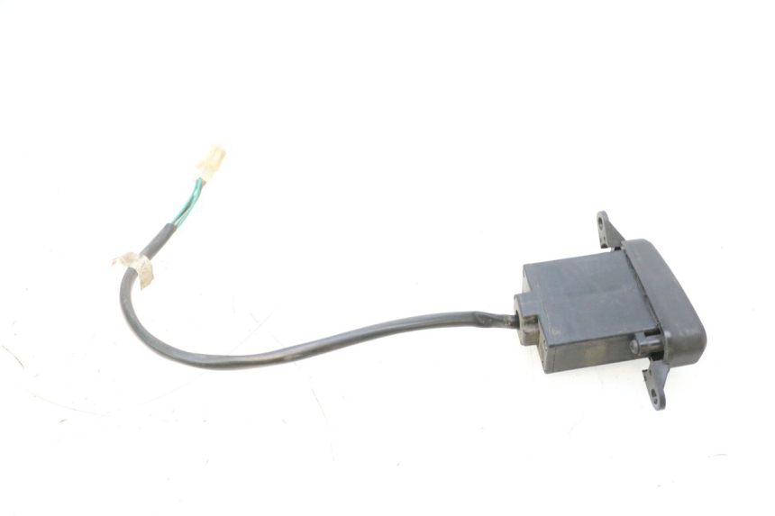 photo de CONMUTADOR LUCES EMERGENCIA SYM GTS EVO 125 (2009 - 2013) - Zoom estado de uso