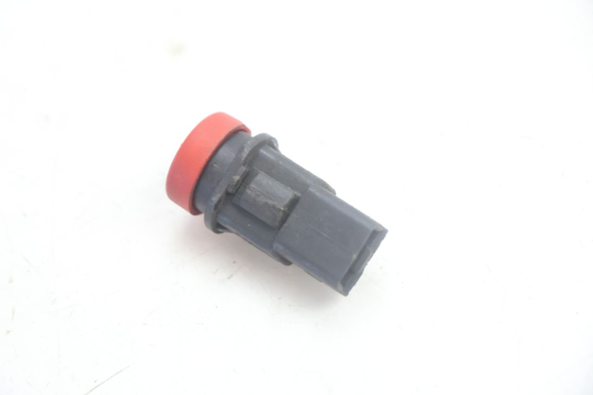 photo de CONMUTADOR LUCES EMERGENCIA PIAGGIO MP3 500 (2016 - 2018) - Zoom estado de uso