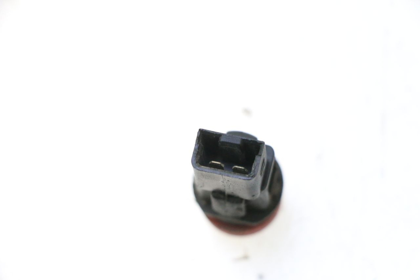 photo de CONMUTADOR LUCES EMERGENCIA PIAGGIO MP3 500 (2011 - 2015) - Detalle de la pieza