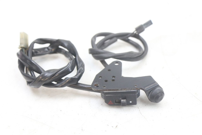 photo de CONMUTADOR LUCES EMERGENCIA YAMAHA FJR ABS 1300 (2006 - 2012) - Vista principal