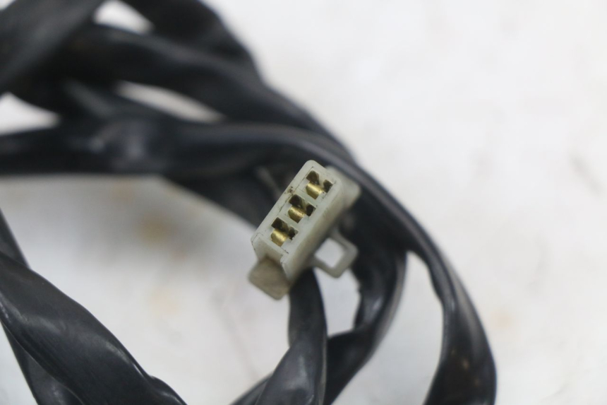 photo de CONMUTADOR LUCES EMERGENCIA YAMAHA FJR ABS 1300 (2006 - 2012) - Detalles de los puntos de fijación