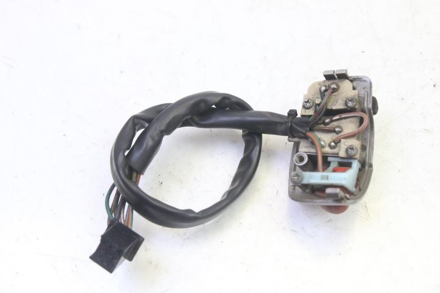 photo de CONMUTADOR IZQUIERDA QUADRO 4 4D 350 (2015 - 2018) - Vista general del producto