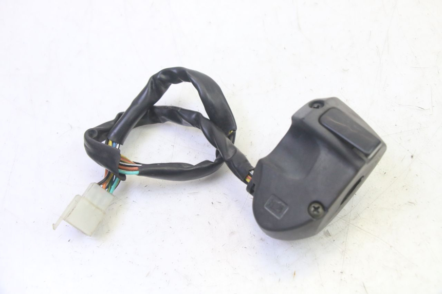 photo de CONMUTADOR IZQUIERDA ADIVA AD3 300 (2014 - 2020) - Otra perspectiva