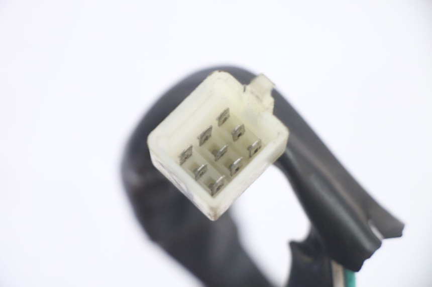 photo de CONMUTADOR IZQUIERDA ADIVA AD3 300 (2014 - 2020) - Estado de la superficie y material