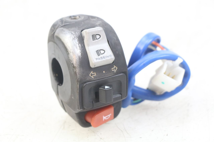 photo de INTERRUPTOR DE LUCES IZQUIERDO KYMCO AGILITY 16+ 4T 50 (2018 - 2023) - Vista principal