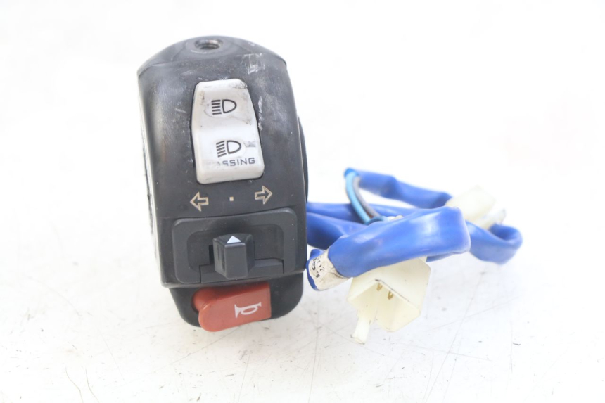 photo de INTERRUPTOR DE LUCES IZQUIERDO KYMCO AGILITY 16+ 4T 50 (2018 - 2023) - Vista principal