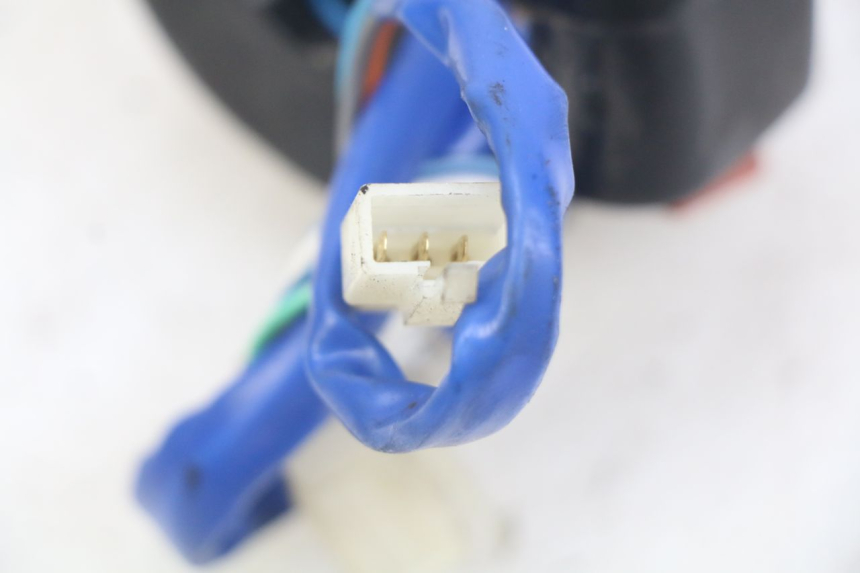 photo de INTERRUPTOR DE LUCES IZQUIERDO KYMCO AGILITY 16+ 4T 50 (2018 - 2023) - Detalle de la pieza