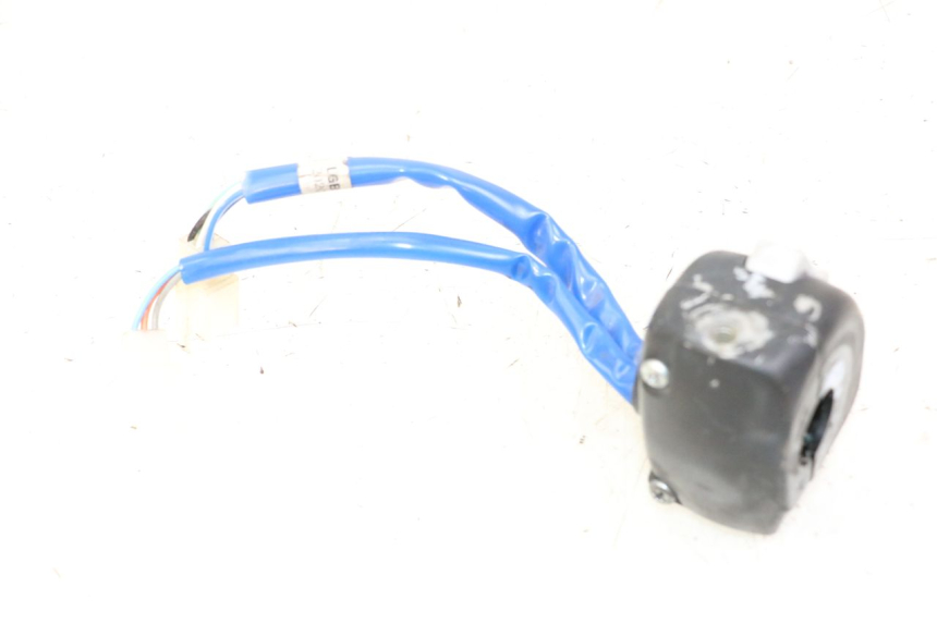 photo de INTERRUPTOR DE LUCES IZQUIERDO. KYMCO AGILITY 4T 50 (2018 - 2022) - Vista general del producto