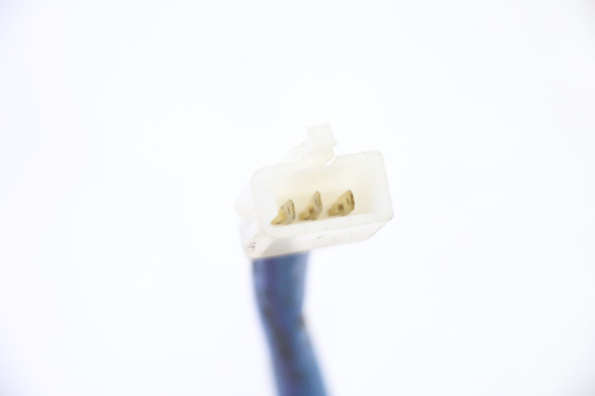 photo de INTERRUPTOR DE LUCES IZQUIERDO KYMCO AGILITY 4T 50 (2005 - 2018) - Estado de la superficie y material