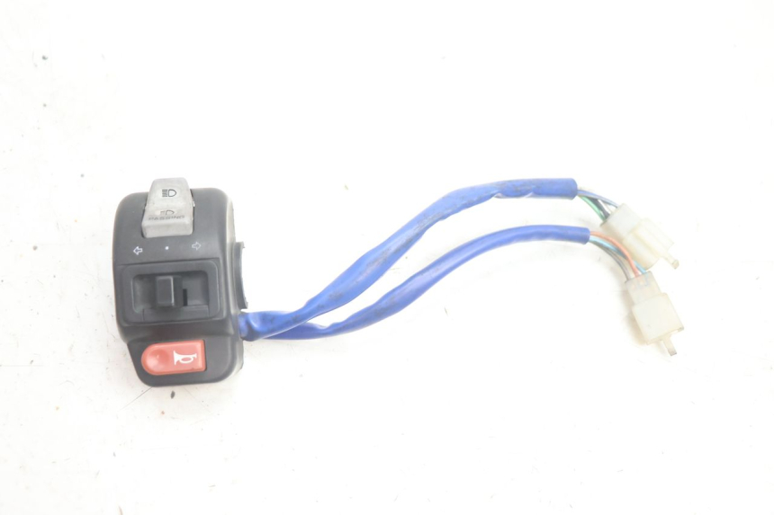 photo de INTERRUPTOR DE LUCES IZQUIERDO KYMCO AGILITY CITY 2T 50 (2008 - 2016) - Vista principal
