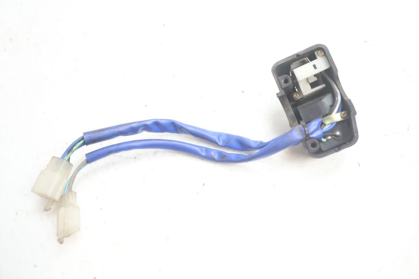 photo de INTERRUPTOR DE LUCES IZQUIERDO KYMCO AGILITY CITY 2T 50 (2008 - 2016) - Primer plano técnico