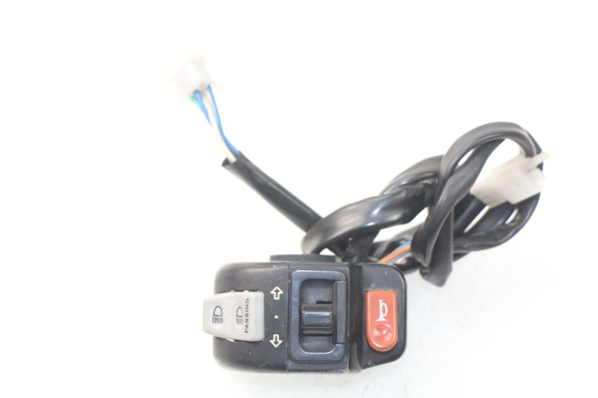 photo de INTERRUPTOR DE LUCES IZQUIERDO KYMCO AGILITY RS 2T 50 (2009 - 2013) - Vista principal