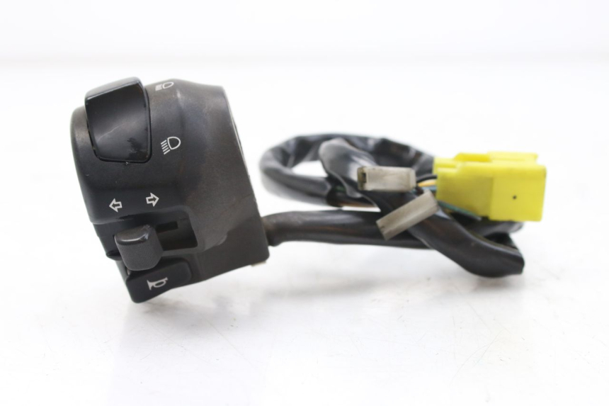 photo de INTERRUPTOR DE LUCES IZQUIERDO SUZUKI AN BURGMAN 400 (2006 - 2010) - Vista principal
