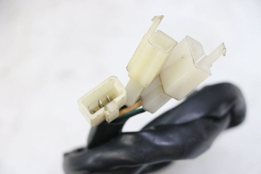 photo de CONMUTADOR IZQUIERDA ANGELL ENFANT 1 - Primer plano técnico