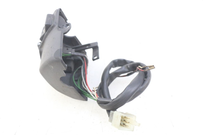 photo de INTERRUPTOR DE LUCES IZQUIERDO APRILIA ATLANTIC 500 (2002 - 2003) - Zoom estado de uso