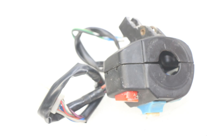 photo de INTERRUPTOR DE LUCES IZQUIERDO TAOTAO BEATBOX 2 50 (2005 - 2017) - Zoom estado de uso