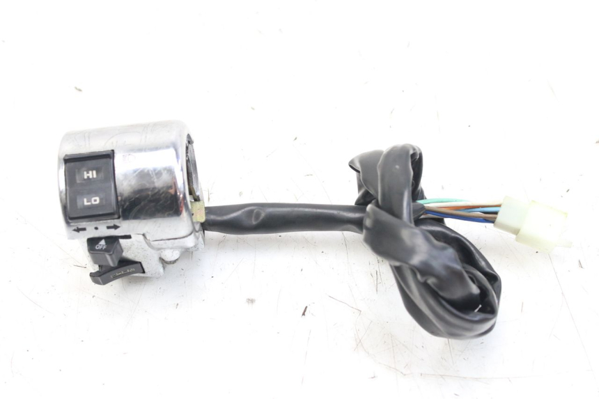 photo de INTERRUPTOR DE LUCES IZQUIERDO WILDLANDER BISCUIT 125 (2004 - 2010) - Vista principal