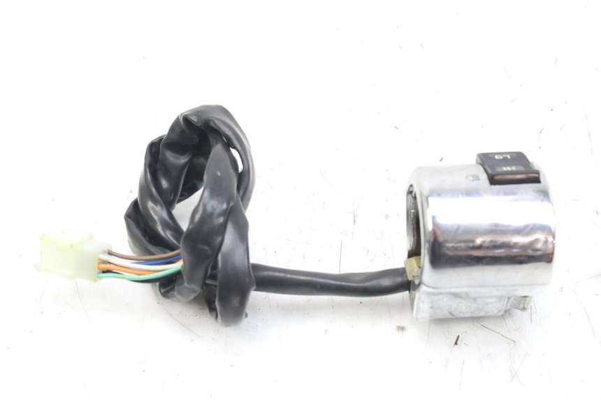 photo de INTERRUPTOR DE LUCES IZQUIERDO WILDLANDER BISCUIT 125 (2004 - 2010) - Otra perspectiva